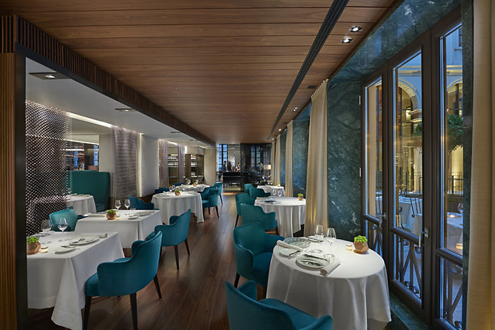 milan-fine-dining-seta-dining-room